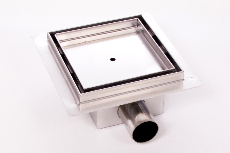 Čtvercový nerezový odtokový žlab 150x150 mm na vložení dlažby